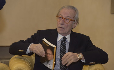 Io raccomandato da un prete, Vittorio Feltri svela gli inizi della carriera