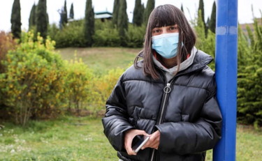 Il silenzio sulle origini islamiche della famiglia di Malika, ripudiata perché lesbica