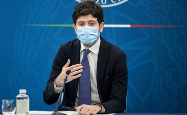 Speranza è sempre più isolato, ora rischia il posto