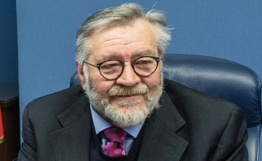 Copasir, Vito lascia e Urso rimette il suo mandato. Ma Volpi non molla