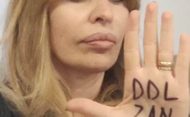 Da meglio fascista che fr***o al sostegno al Ddl Zan: le capriole della Mussolini sull'omofobia