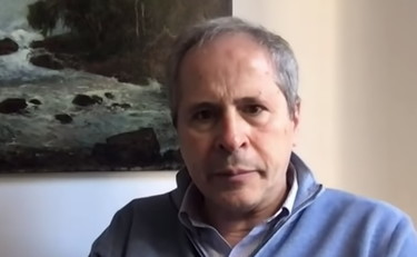 Riaprire è una stupidaggine epocale, estate a rischio Crisanti a valanga su Draghi