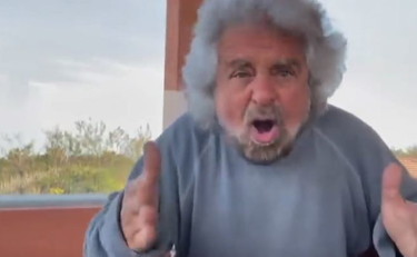 Il video di Grillo per il figlio accusato di stupro: arrestate me