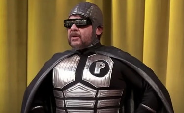 Lillo spopola dopo Lol: Il mio Posaman ha conquistato anche i più giovani