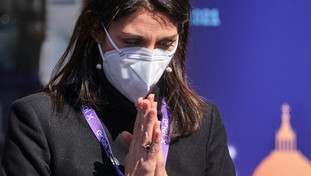 Scandalo defunti: a Roma anche pietà l'è morta. La sindaca Raggi indifendibile