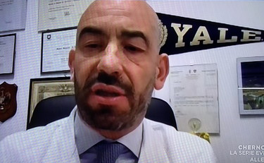 Se la prendono coi ristoranti ma i contagi vengono dai trasporti, Bassetti disintegra il coprifuoco