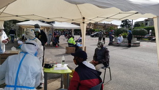 Sabaudia, virus fuori controllo tra gli indiani: scatta la micro zona rossa. E slitta la stagione balneare