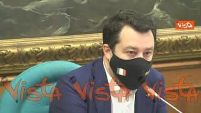 Alitalia, Salvini: “Ue si faccia gli affari suoi. Vita lavoratori non si decide a Bruxelles”