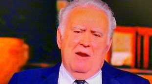 Grillo è un comico senza cultura di governo, Santoro a valanga sul M5s