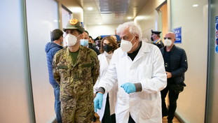 Il piano vaccinale di Figliuolo arranca. E le consegne rallentano