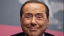 Forza Silvio: Berlusconi è ricoverato ma non rischia