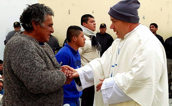  Don Gigi lascia la Segreteria di Stato Vaticana per dedicarsi ai disperati in nome di mamma Santina