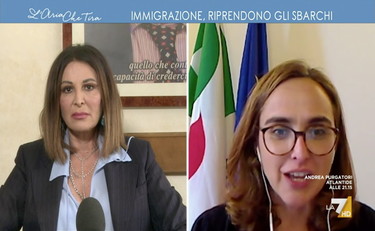 Fabbricate delinquenti e non capisci l'italiano rissa e bolgia in studio sui migranti