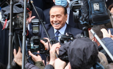 AirSilvio sempre più in rosso ma compra un altro jet