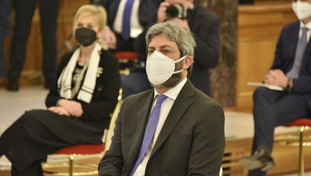 Persino il compagno Fico tradisce Letta: La tassa per i 18enni? No comment...