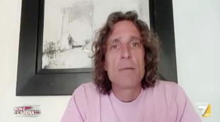 Una violenza, non riesco a lavorare. Ennesimo sfogo e nuova vittima del caso Grillo