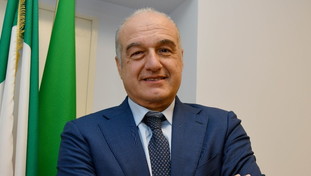 Centrodestra ancora alla fase dei nomi per vedere l'effetto che fa