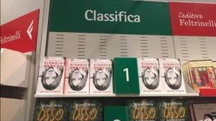 Vergogna e odio rosso sulla Meloni: macchina del fango sul libro