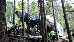 Tanto il cavo.... La spocchia del caposervizio della funivia: verità inquietante sull'incidente