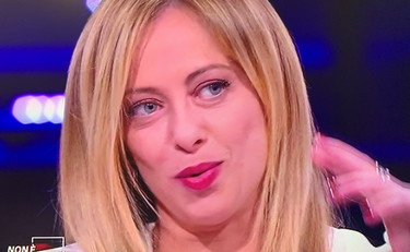 Spero che Draghi non resti fino al 2023, così la Meloni spinge per il voto