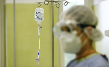 Trombosi dopo J&J, uomo di 34 anni ricoverato a Genova