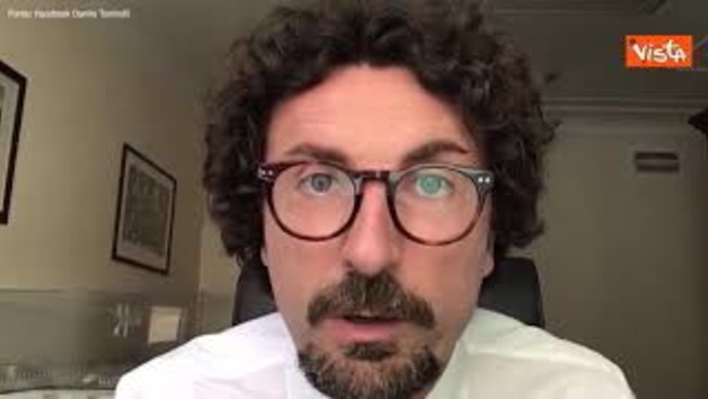 Toninelli citato per diffamazione da Berlusconi: 