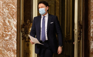 Conte e Speranza hanno mandato i medici al massacro e sminuito la pandemia: il report-bomba è devastante