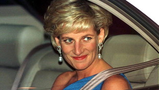 Straziante ricordo del chirurgo che tentò di salvare Lady D: ferite scoperte in ritardo. E quel retroscena disgustoso