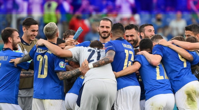 L'Italia non si inginocchi, la Sinistra vuole imporre un gesto ideologico e inutile