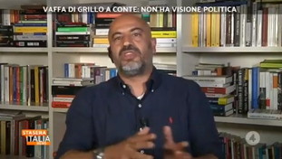 Era lingua in bocca con Conte e ora... Paragone fa pezzi Grillo