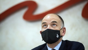 Letta sente odore di sfratto. Alle Amministrative il Pd rischia la debacle totale e lui la poltrona