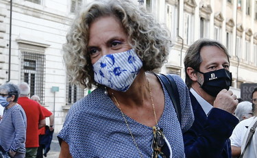 Ddl Zan, usano una legge contro l'odio per bastonare Renzi