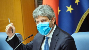 Fico dice no al green pass per la Camera. Rivolta contro Confindustria