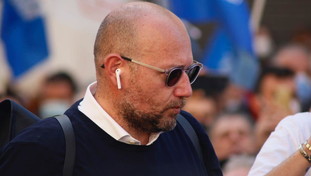 Disobbedienza civile contro la dittatura. Esplode la rabbia dei ristoratori: mai poliziotti