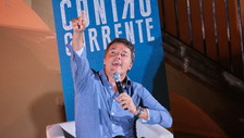 Ti vaccini? E vai pure in zona rossa. La politica cerca di evitare il lockdown