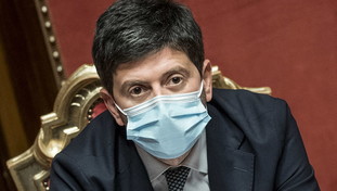 Paragone all'attacco: Draghi e Speranza si prendano le loro responsabilità e rendano obbligatorio il vaccino