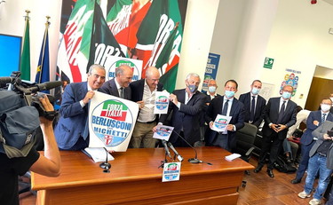 Forza Italia-Udc, accordo per la lista al Comune di Roma: Insieme più forti