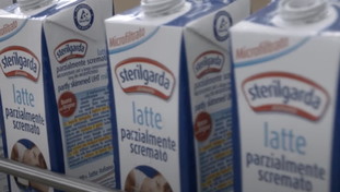 Senza green pass niente stipendio. La mossa di Sterilgarda, e scatta il boicottaggio