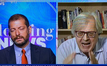 Imbecille e bugiardo, tra Sgarbi e Romano scoppia la rissa