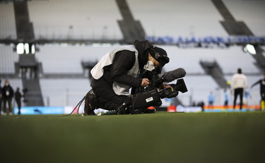 Dazn down, abbonati infuriati per le partite di calcio