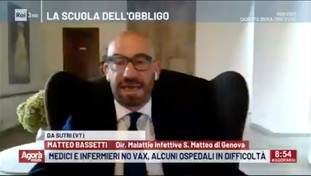 Non devono fare i medici. Bassetti furioso con i no-vax negli ospedali: inaccettabile