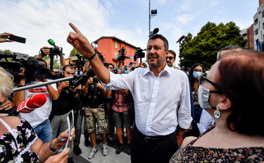 Dalla Toscana folle sostegno ai talebani, Salvini asfalta l'avvocato Pd