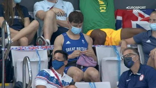 Tom Daley e l'uncinetto: alla scoperta degli strani hobby degli olimpionici