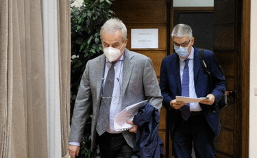 Vaccino ai ragazzi, il Cts non spiega perché