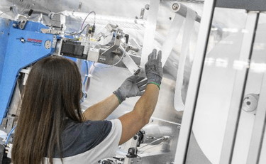 Scuola nel caos, parte la caccia alle mascherine Fca