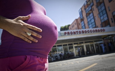 Via libera al vaccino in gravidanza ma...meglio dal quarto mese