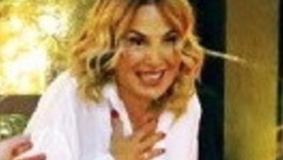 Scenata di gelosia. Barbara d'Urso fuori di sé, scoppia la lite con il fidanzato