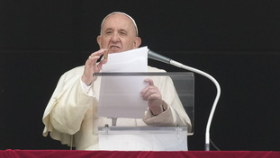 Pedofilia, dossier choc in Francia: 216mila abusati dai preti. Il Papa: Grazie a chi ha denunciato