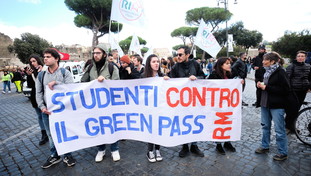 Green pass a scuola, bomba di Guzzetta: E' incostituzionale se.... Il governo corre ai ripari