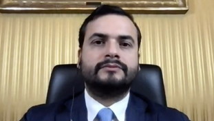 Incredibile Sibilia, per difendere la Lamorgese la inguaia ancora di più. Cosa gli scappa in tv